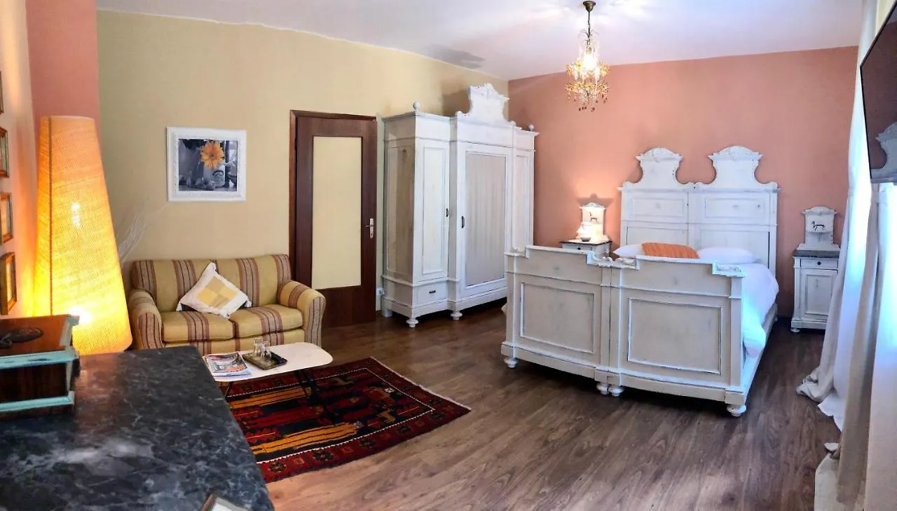 Appartamenti La Menaresta Quiet & Relax Near Bellagio Magreglio 0*,  Italy