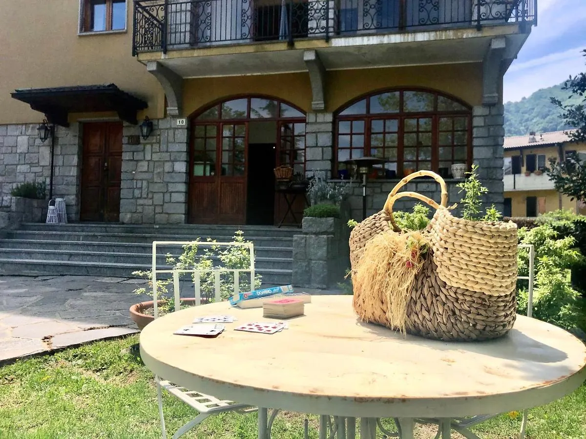 Apartment Appartamenti La Menaresta Quiet & Relax Near Bellagio Magreglio Italy